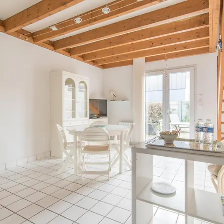 Les Saules - 750m - Parking *